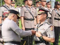 Di Pimpin Langsung Kapolres Tanjabtim Upacara Serah Terima Jabatan Pejabat Lama Dan Kapolsek.