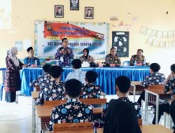 Sinergi Tiga Instasi, Polres Tanjabtimur, Satpol PP, dan Kemenag Gelar Penyuluhan Terpadu di SMAN 08 Sabak Barat.