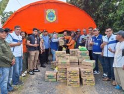 Wujudkan Kepedulian, ketua DPRD Tanjabtimur .Hj . Zilawati Turun Langsung Bantu korban Banjir di Dendang.