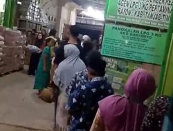 Apresiasi Pangkalan Gas SK 2 Kiri: Warga Rantau Indah Budayakan Antre Tertib di Tengah Pembatasan Kuota.